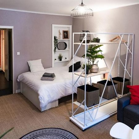 Agreable Studio En Plein Coeur De Quimper Apartment Bagian luar foto