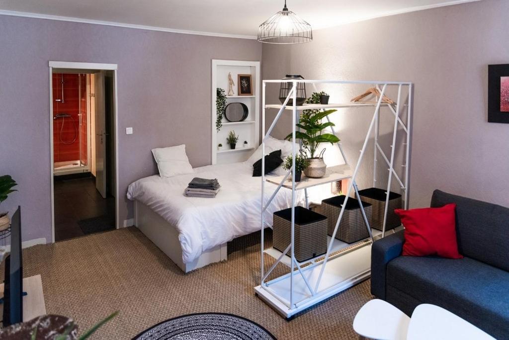 Agreable Studio En Plein Coeur De Quimper Apartment Bagian luar foto