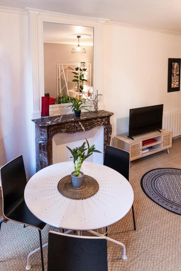 Agreable Studio En Plein Coeur De Quimper Apartment Bagian luar foto